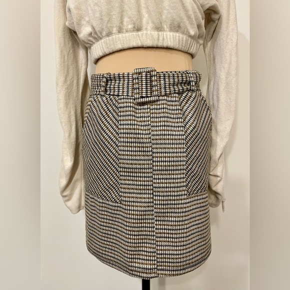 Altar’d State Houndstooth Mini Skirt - Picture 1 of 9